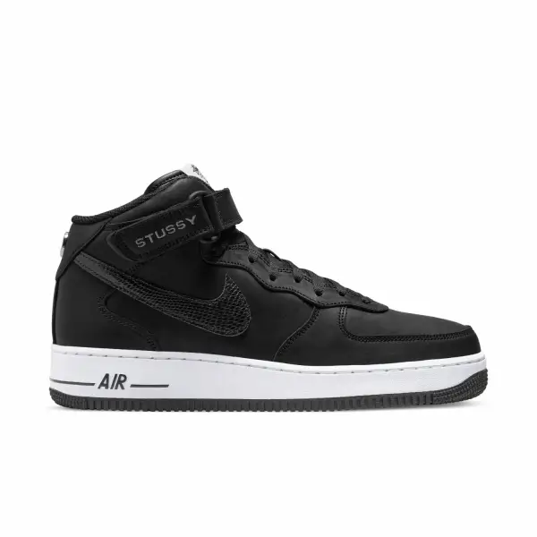 Nike Air Force 1'07 Erkek Günlük Ayakkabı - DJ7840-001